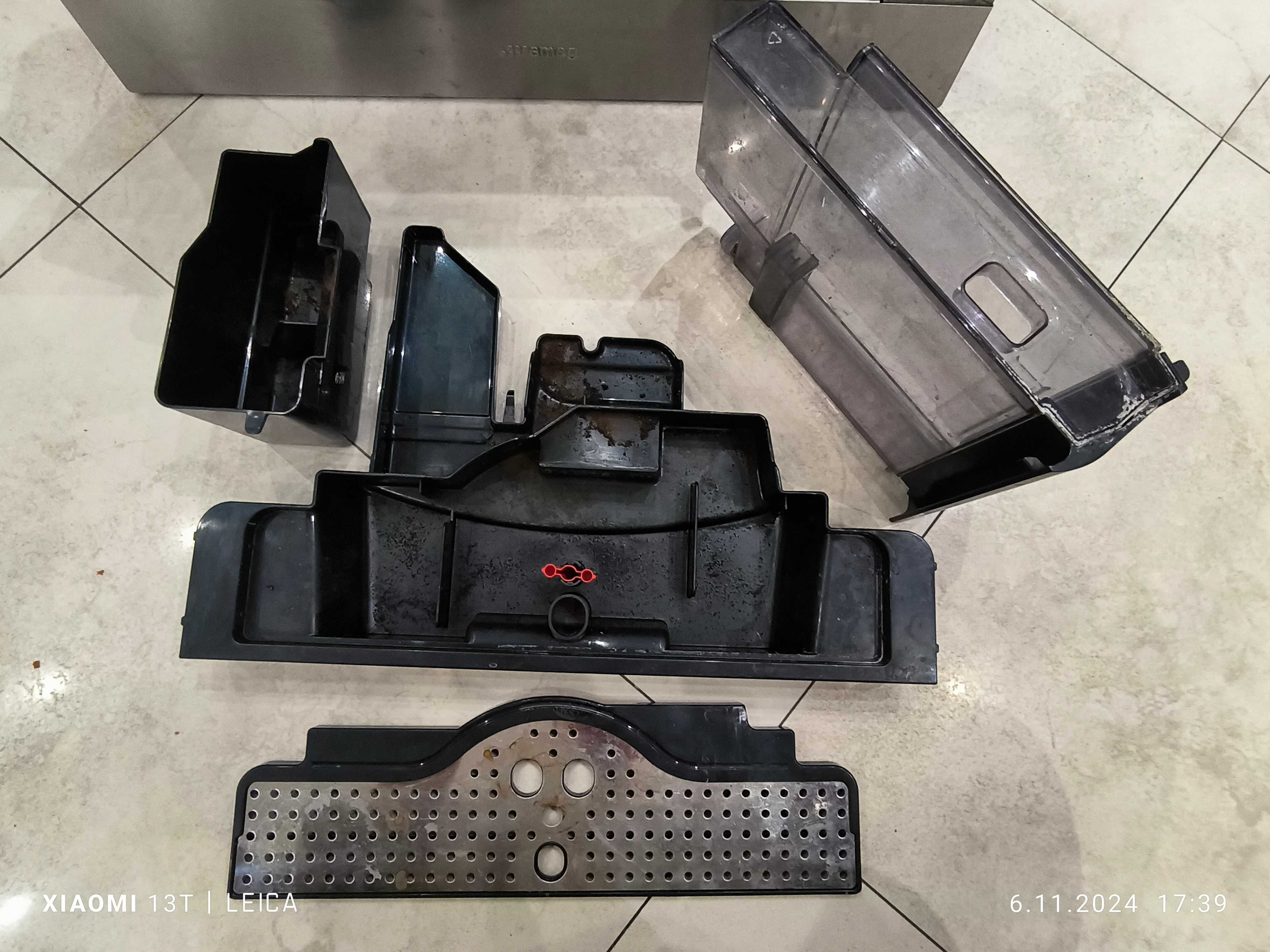 ekspres SMEG CMS45X uszkodzony