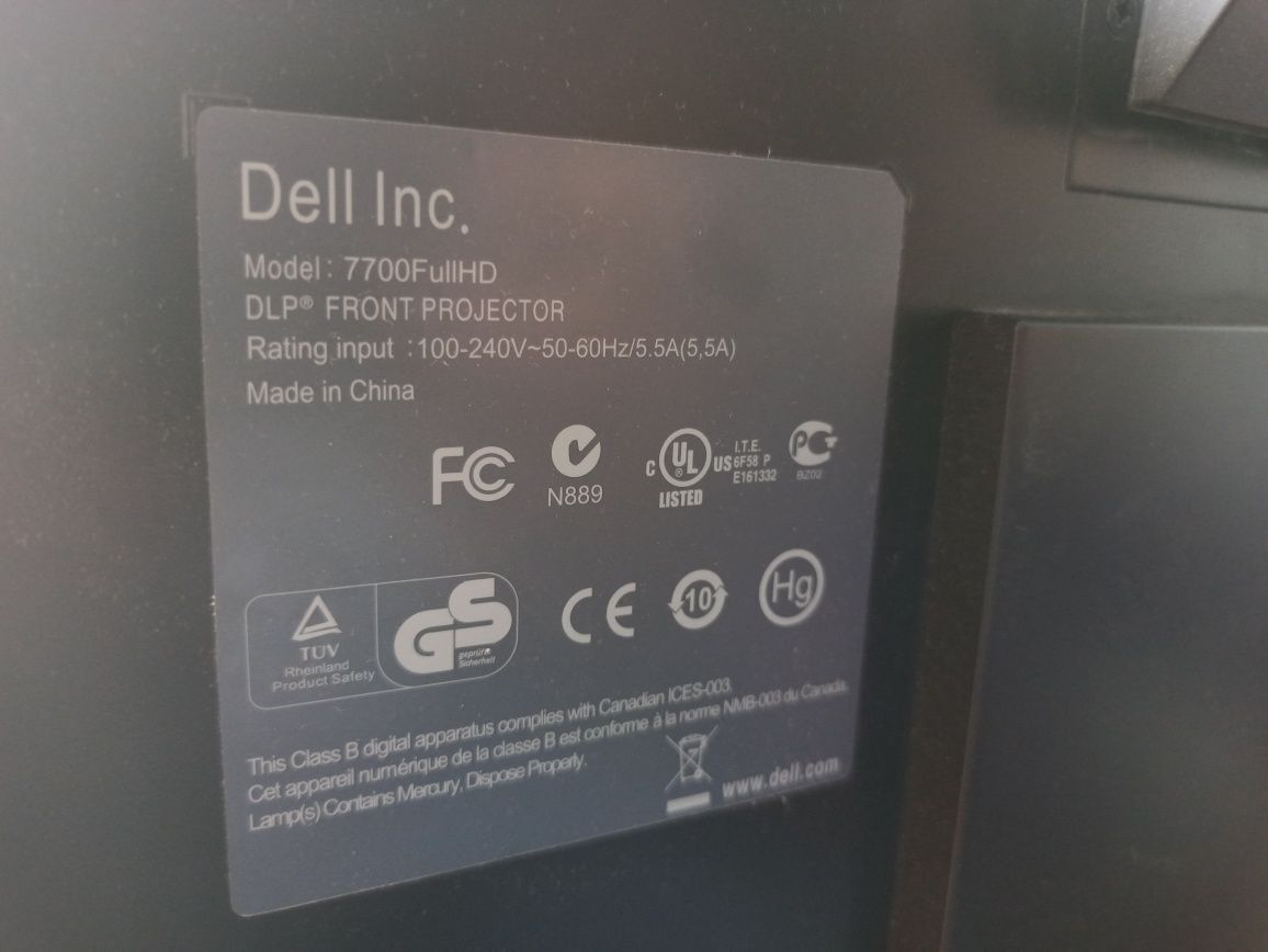 Projektor DELL 7700 FULL HD