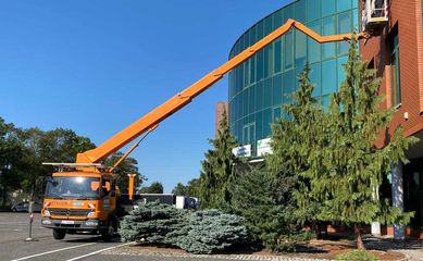 Podnośnik koszowy 27 35 37m 600kg zwyżka wysięgnik wynajem usługi Łódź