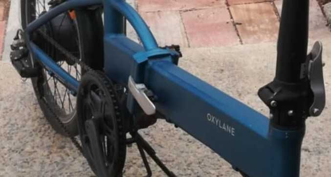 Bicicleta eléctrica Oxylane em muito bom estado