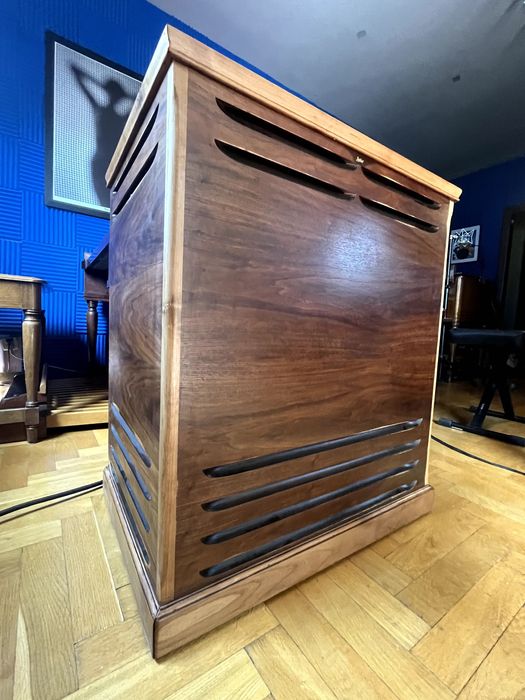 Hammond B3 Leslie 145