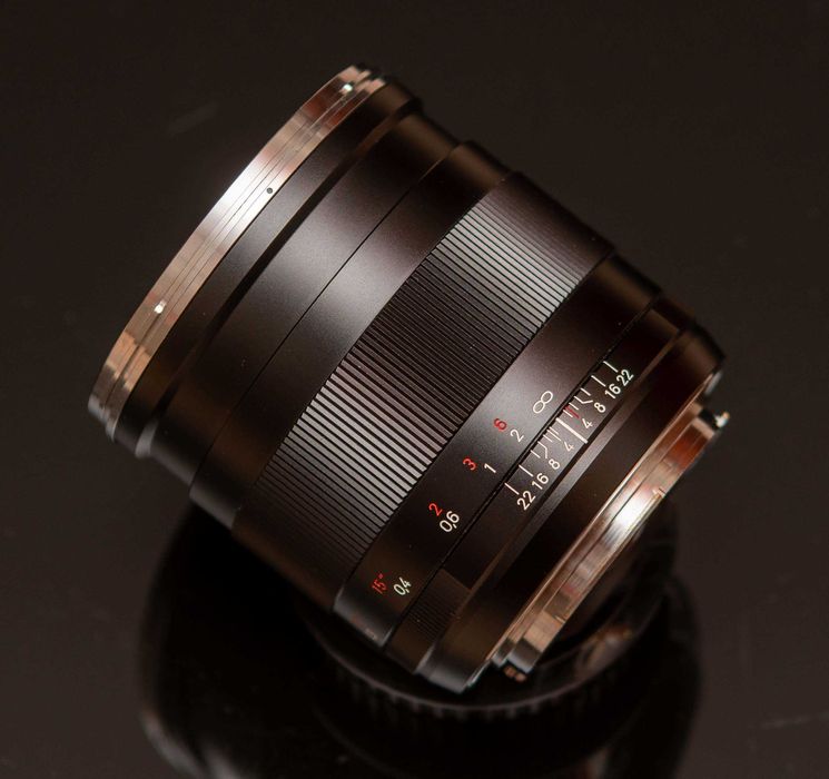 Carl Zeiss Distagon 25 2 ZE Canon