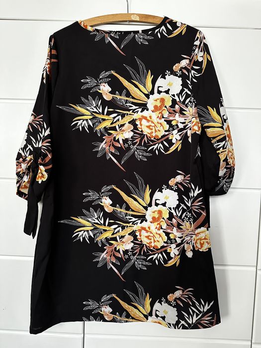 Sukienki tunika w kwiaty rozmiar M