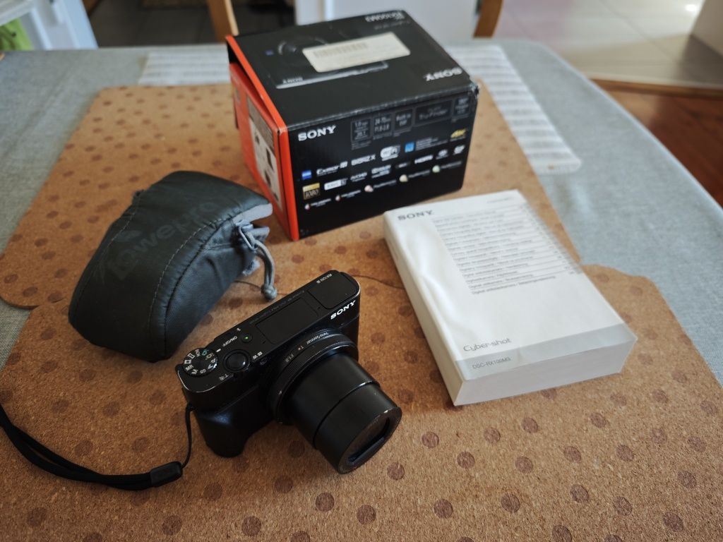 Mały wielki aparat Sony RX100 M3