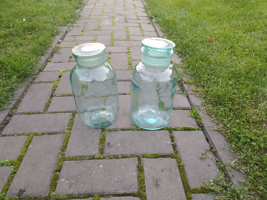 Скляні банки з кришками 2,5 л