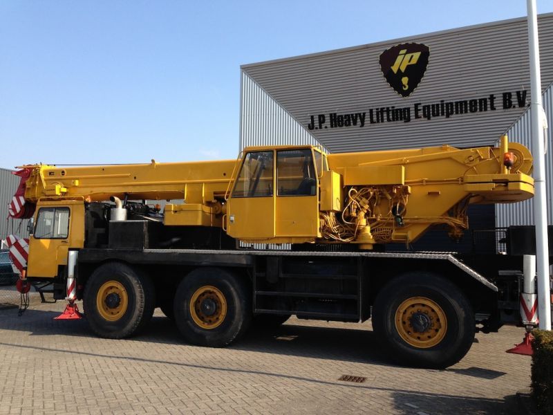 Аренда Автокран Liebherr 1045 (50 тонн)