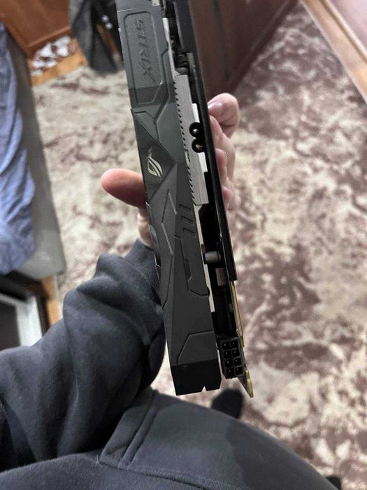 Продам відео карту RX 570 на 4 GB