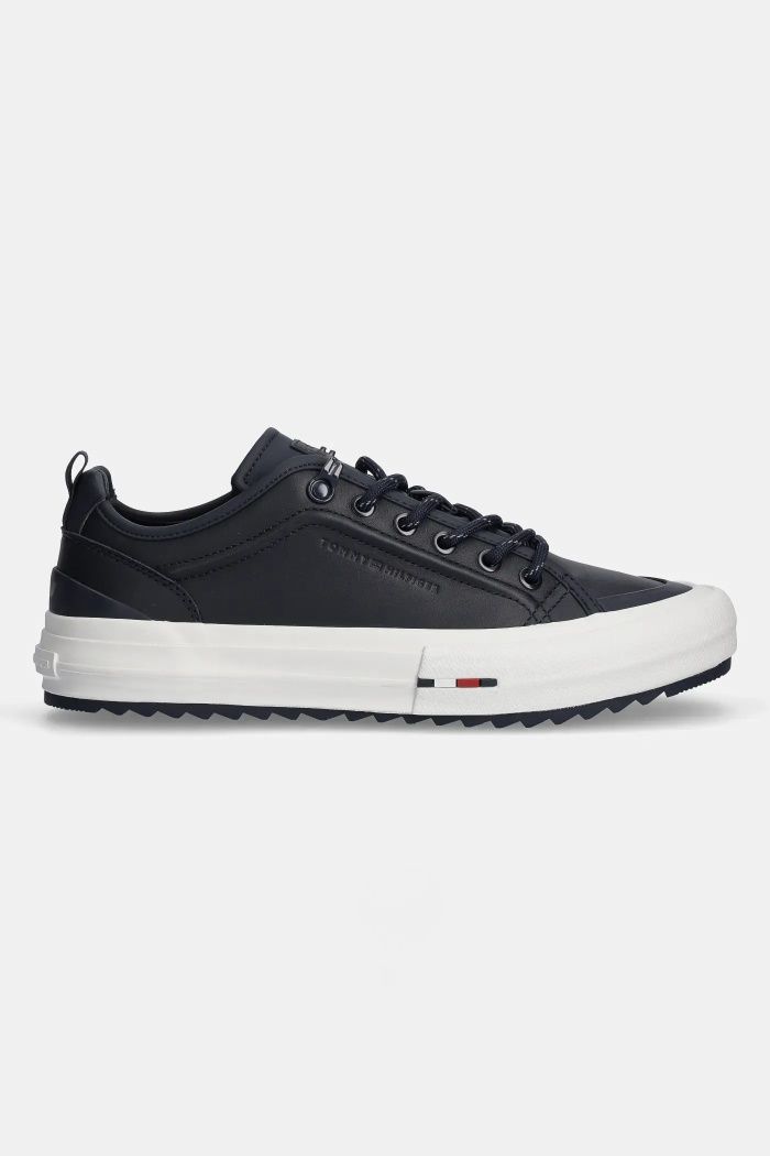 Шкіряні кросівки Tommy Hilfiger
41,42,43,44,45