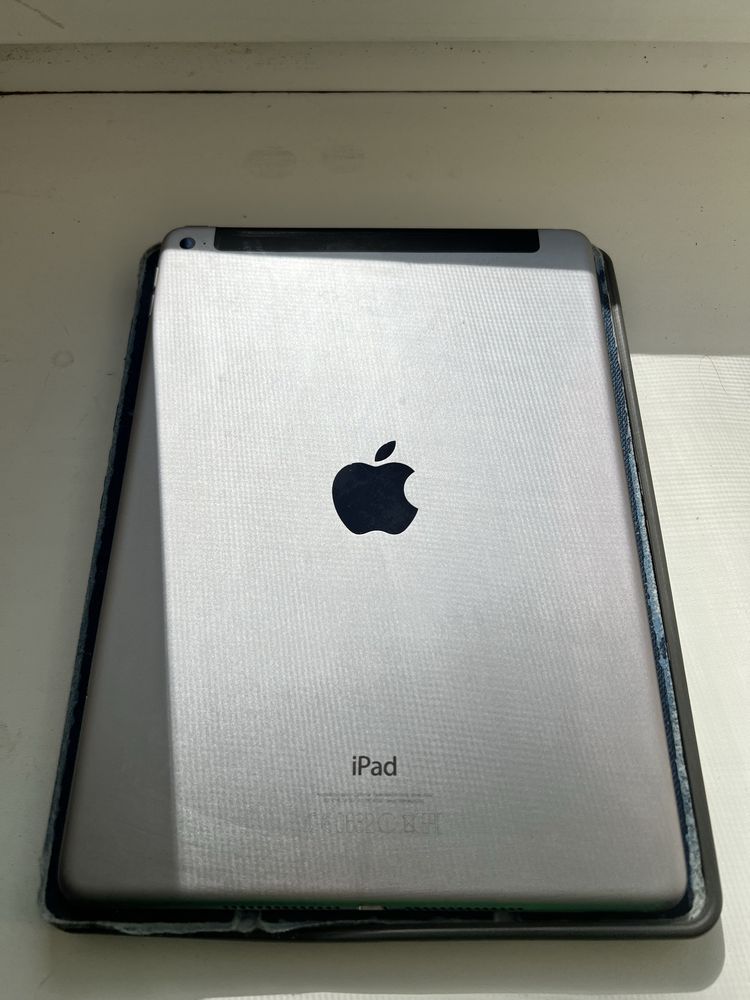 Apple Ipad Air 2 9.7 ́ ́ + чохол у подарунок