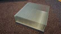 Duży radiator aluminiowy