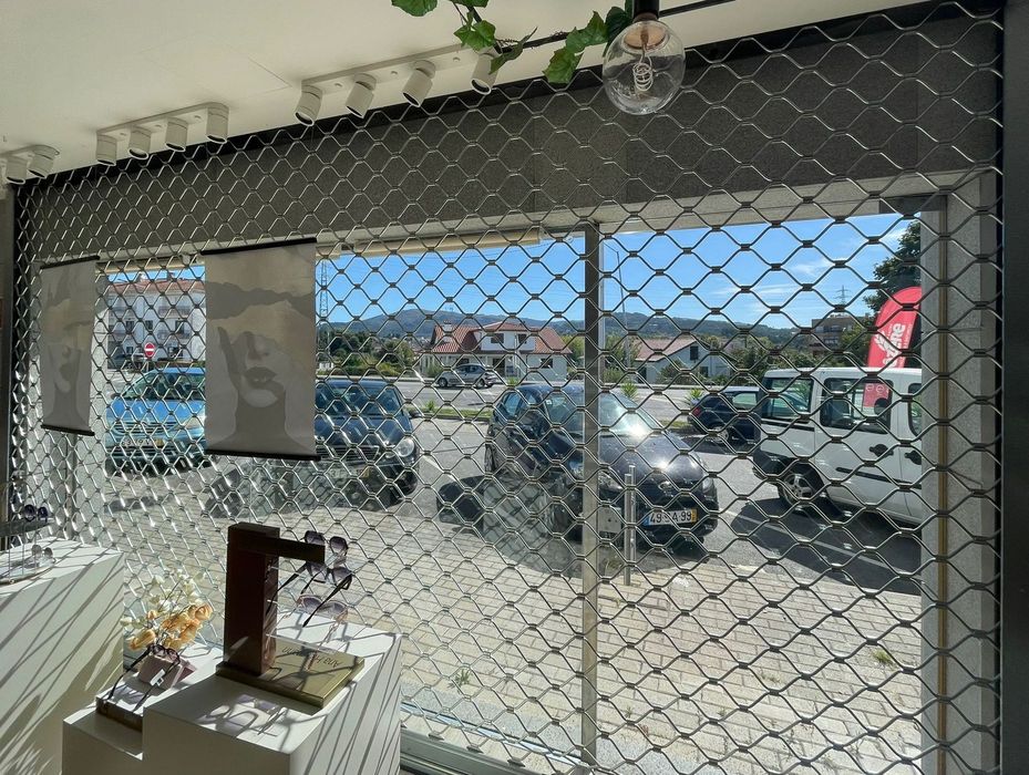 Gradeamento para espaço comercial