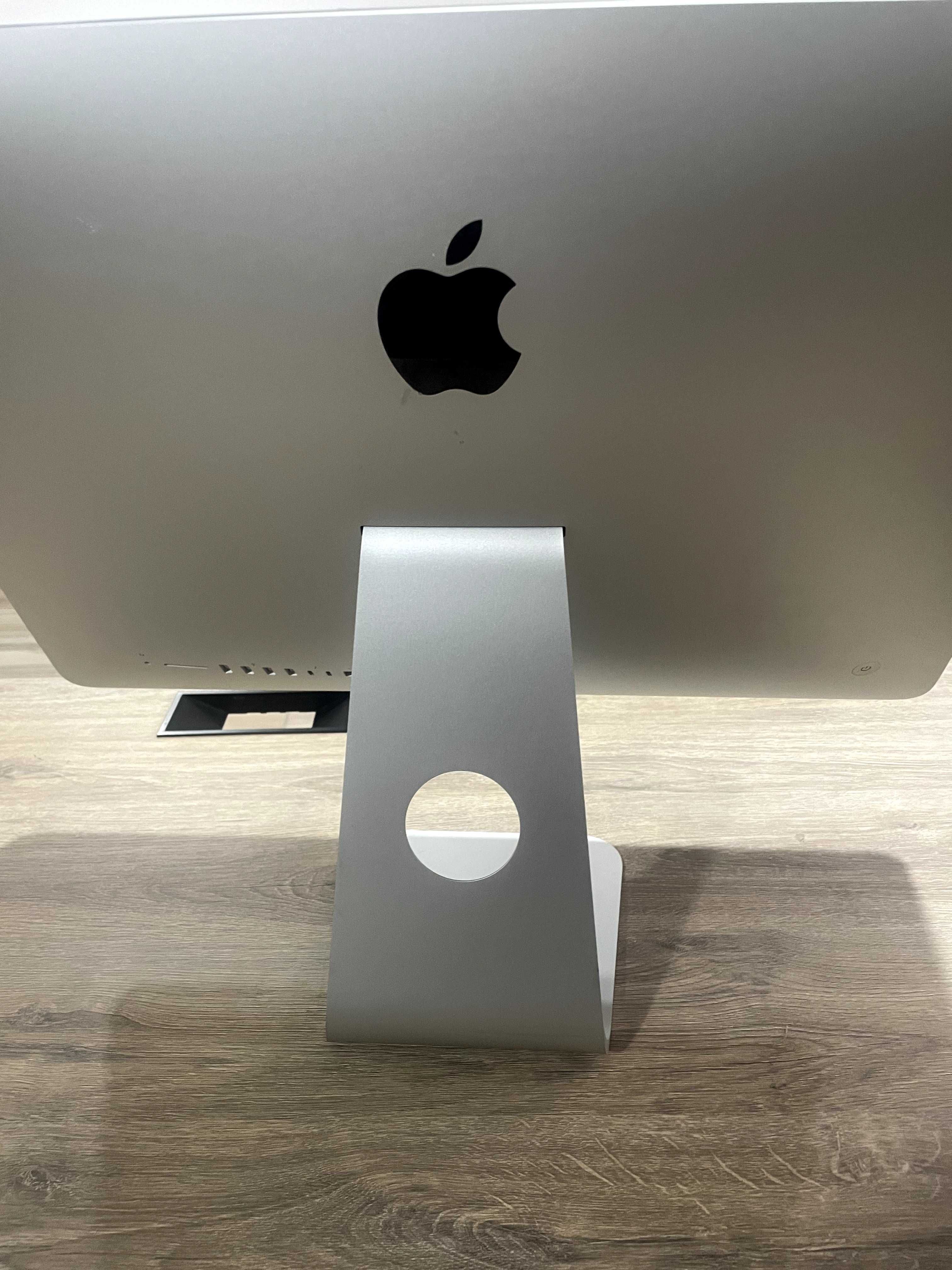 Моноблок/компьютер Apple Imac 21,5 4К (i5/16/rx560 4gb/1 TB  Fusion