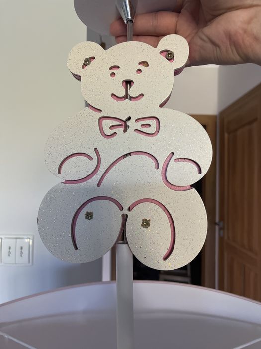 Lampa wisząca dziewczynka miś różowa Nowodvorski