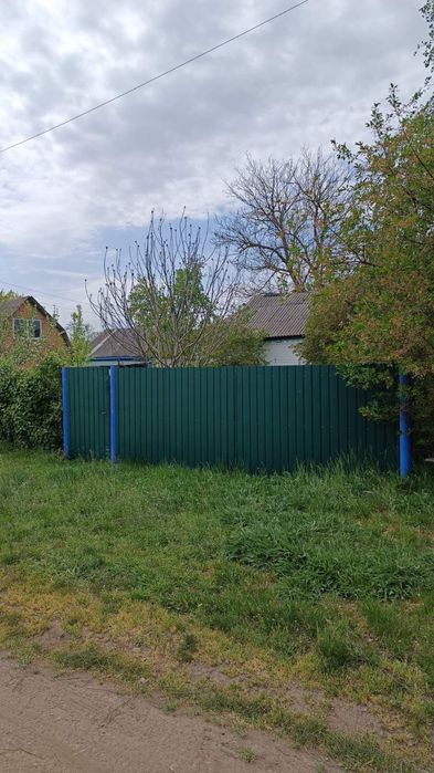 Продам хату  Червоний Кут