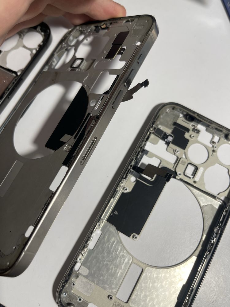 Корпус iPhone 15 Pro / 15 Pro Max оригінальний оригинал крышка рамка