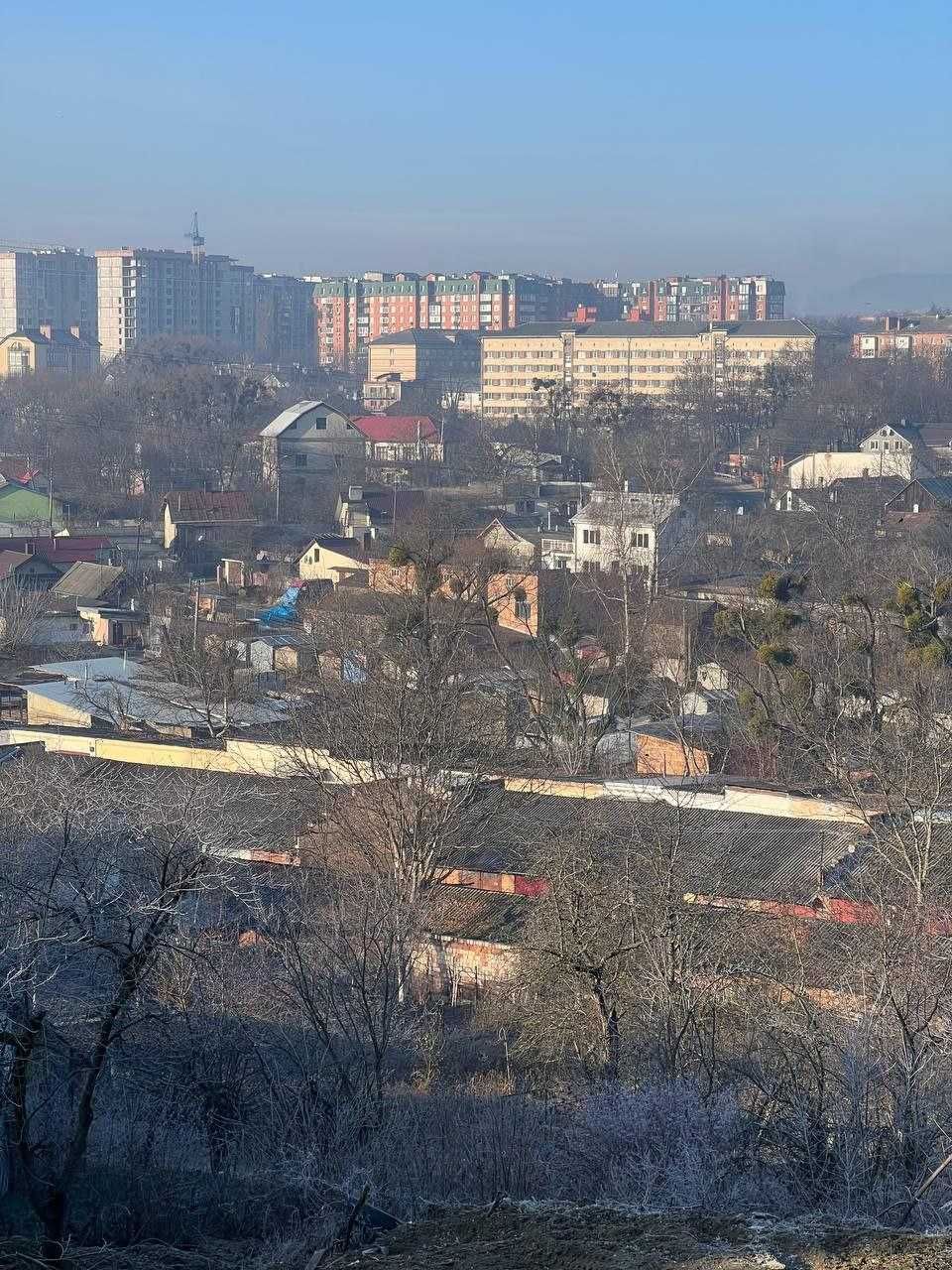 Зданий в експлуатацію Триповерховий Таунхаус  у місті