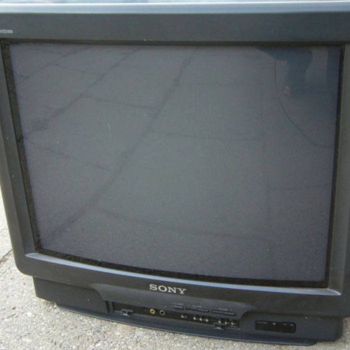 telewizor kineskopowy
