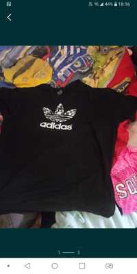 Bluzka adidas. Czarna