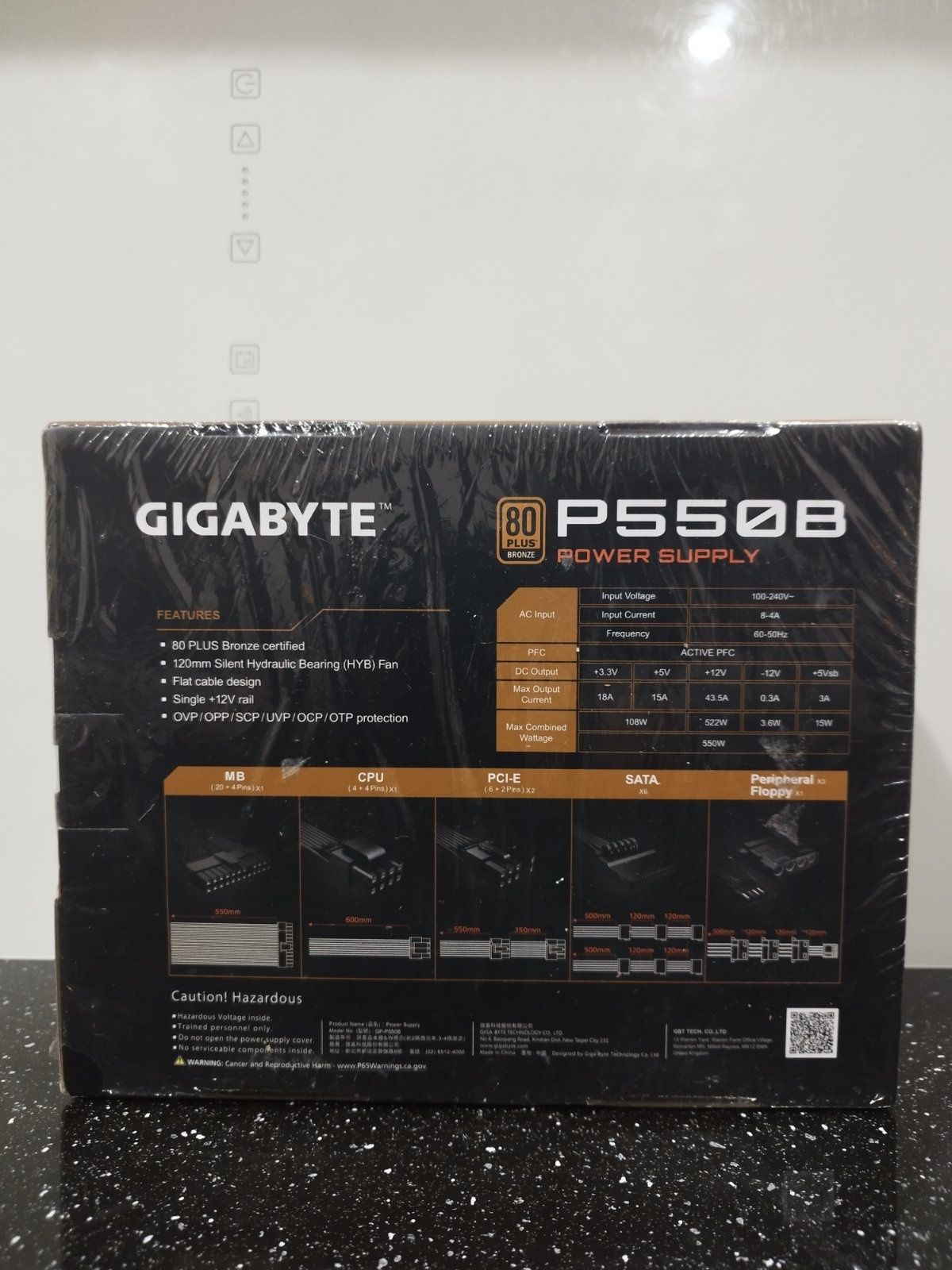 Комп'ютерний блок питания-живленя GIGABYTE P550B