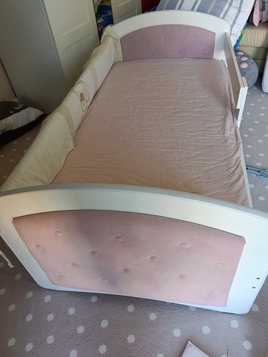 Łóżko dziecięce biało różowe z materacem