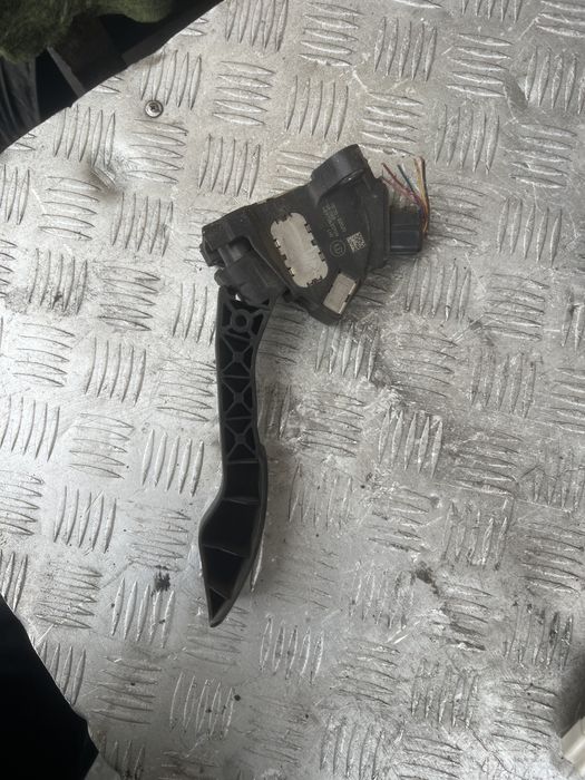 7811002020 Toyota Педаль газа (акселератора)