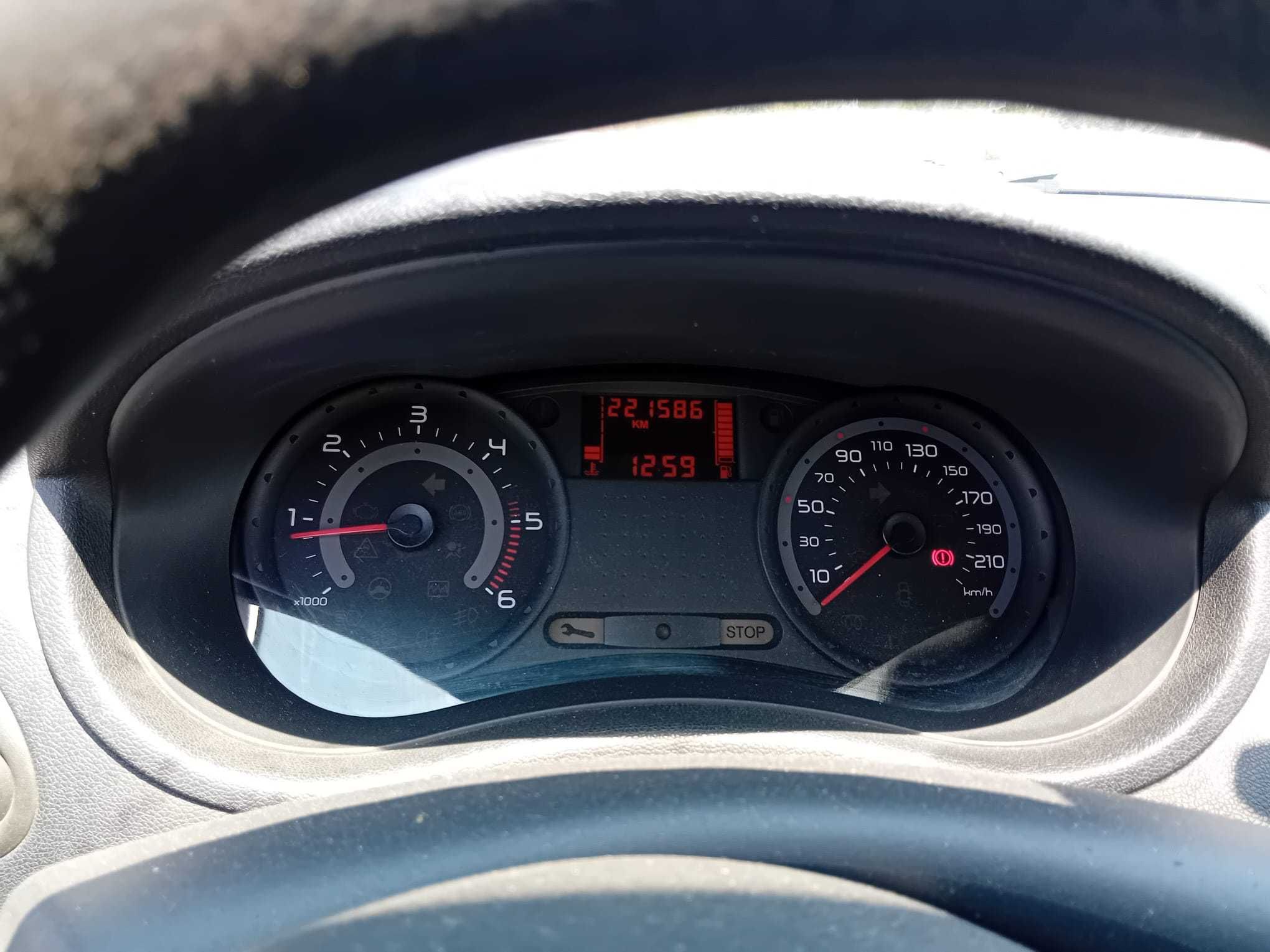 Renault Clio III 1.5 dCi (gasóleo)
