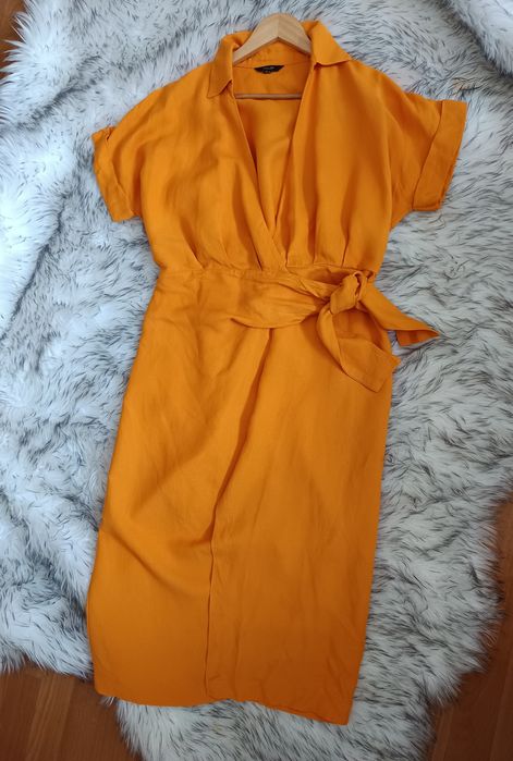 Sukienka kopertowa midi Massimo Dutti z lnem, rozm.S