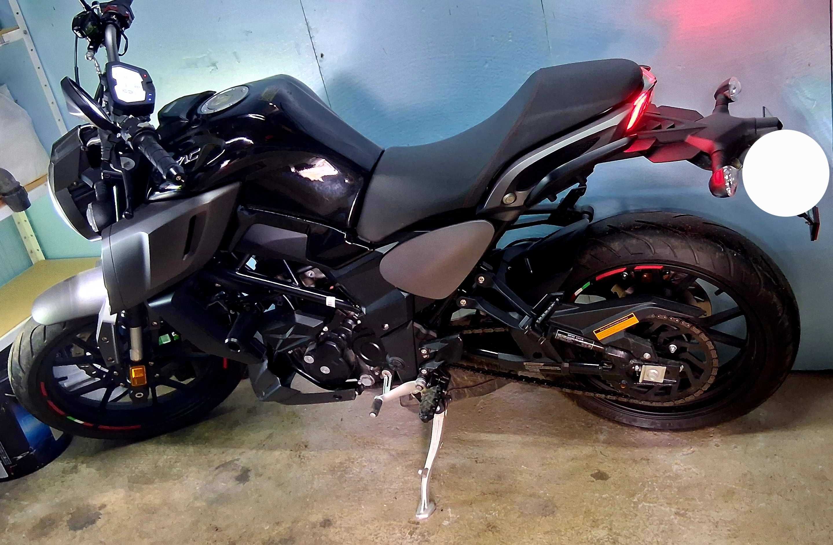 Moto 125cc Como nova