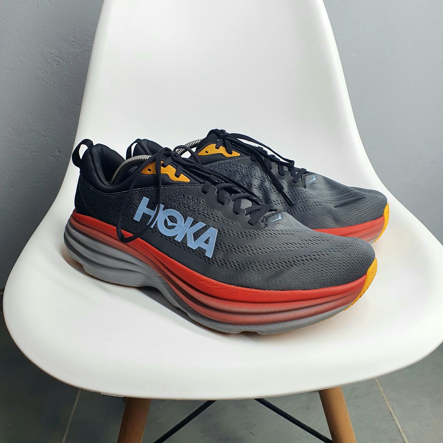 Кросівки Hoka One One Bondi 8 50.5 розмір 374