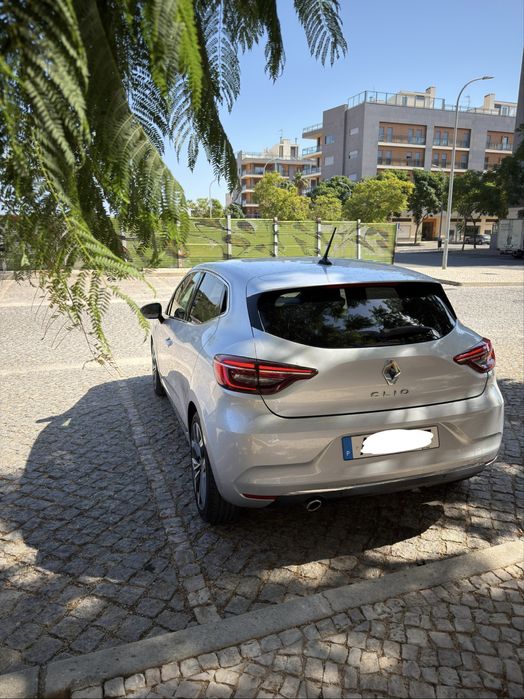 Renault Clio 1.0 Exclusive 2021 – Muito bom estado
