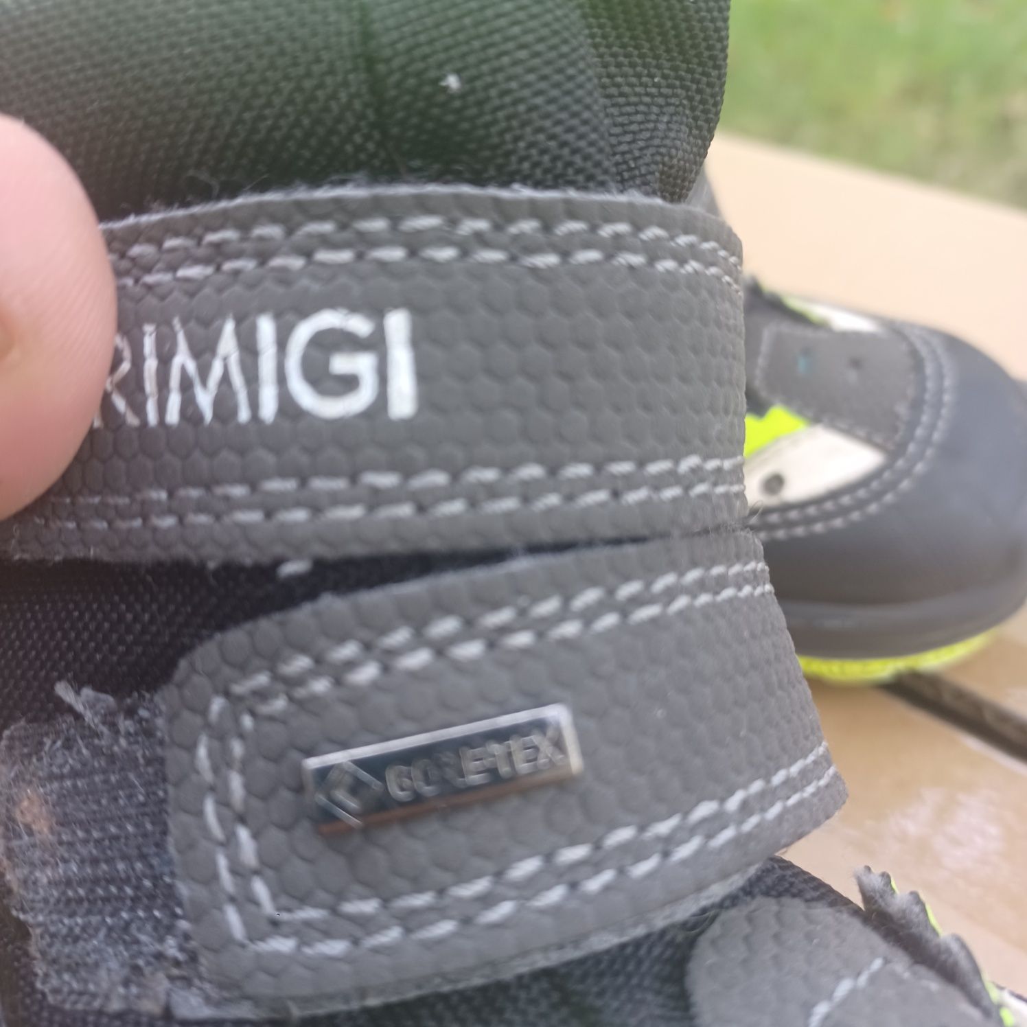 Buty primigi numer 21. Goretex