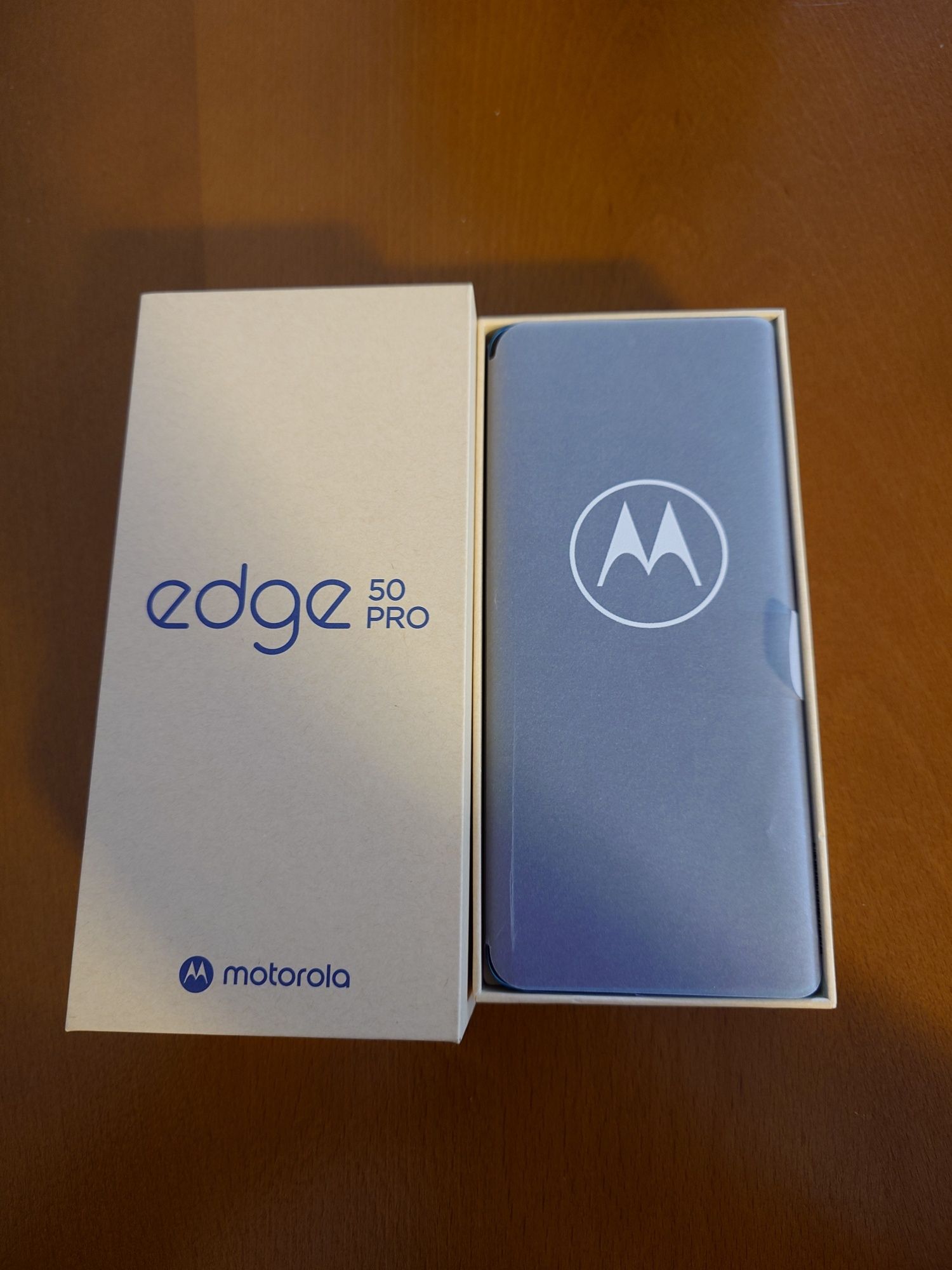 Motorola Edge 50 Pro 12/512 GB