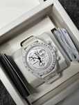 Omega x Swatch Snoopy SO33W700 – Kultowy Motyw w Zegarku