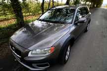 Volvo XC70 3.2 niski przebieg/jasna skóra