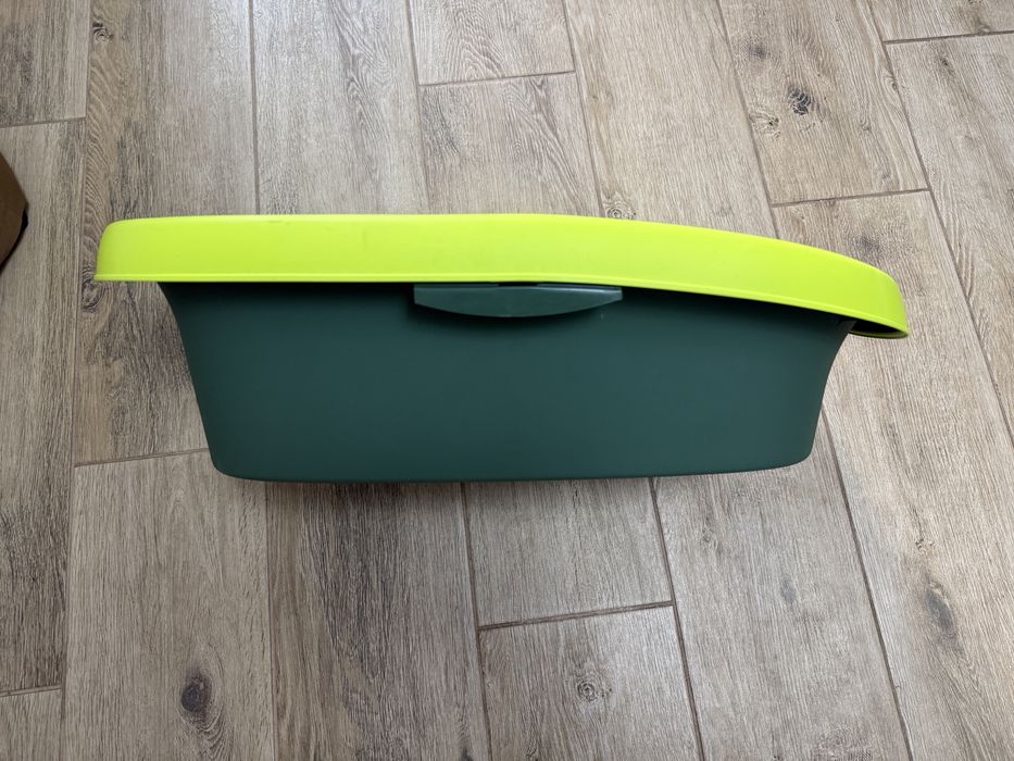 Лоток для котов итальянский продам