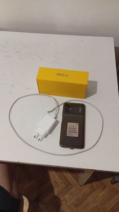 Xiaomi Poko  M 5 .  6/128.телефон в новом состоянии! Работает идеальн