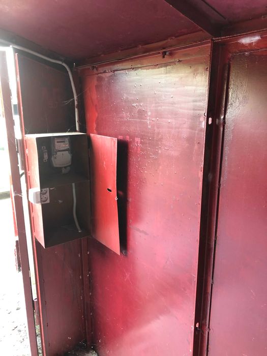 продаж металевого гаража