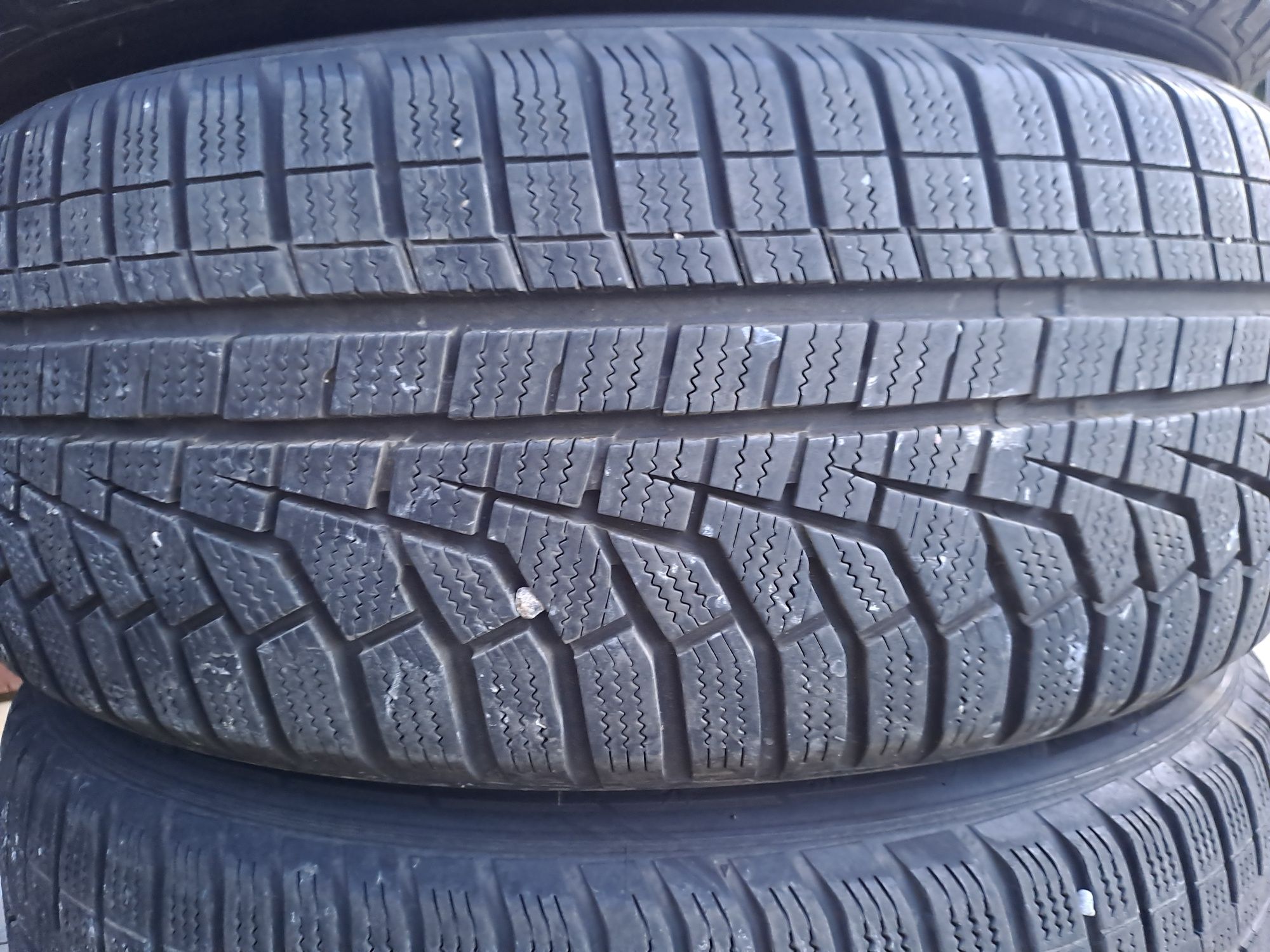 Opony zimowe hankook Winter i*cept evo2 225/60/17 2019r