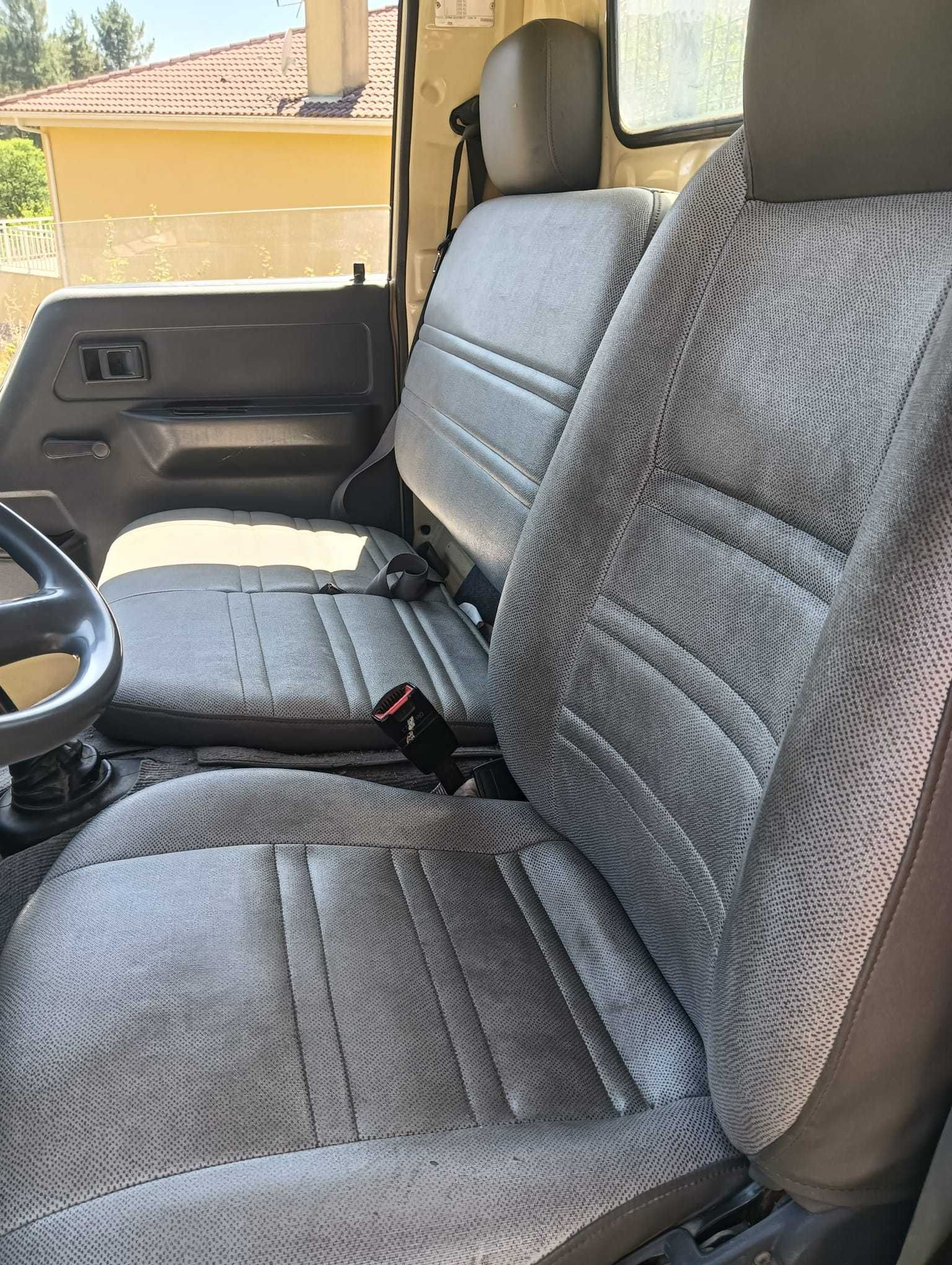 Toyota Dyna  | Caixa Aberta | Pronta a Trabalhar