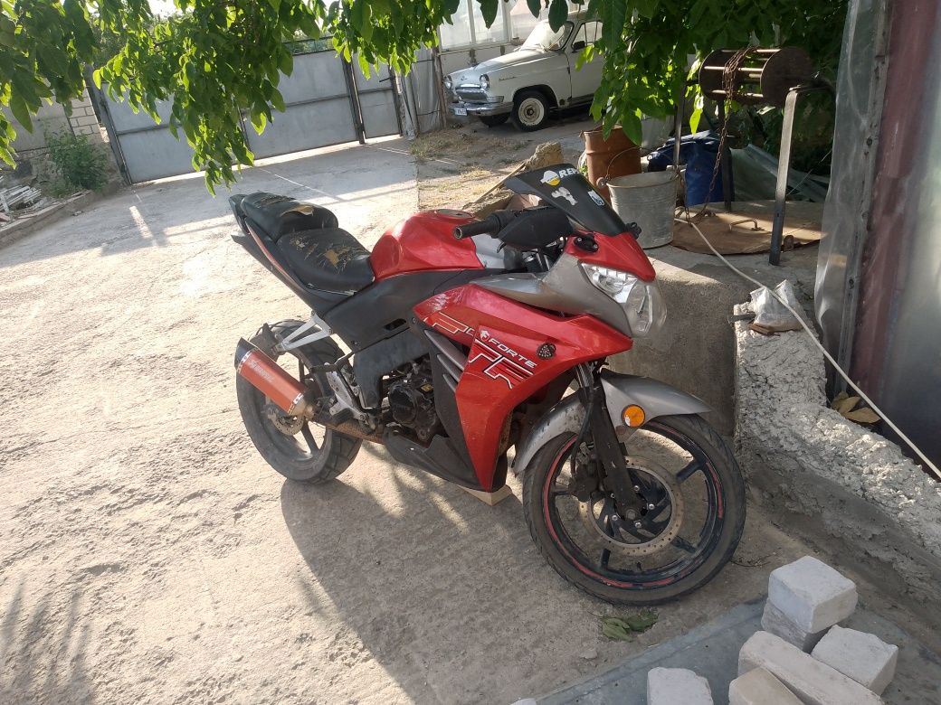 Продам мотоцыкл Форте 300 состояние хорошее