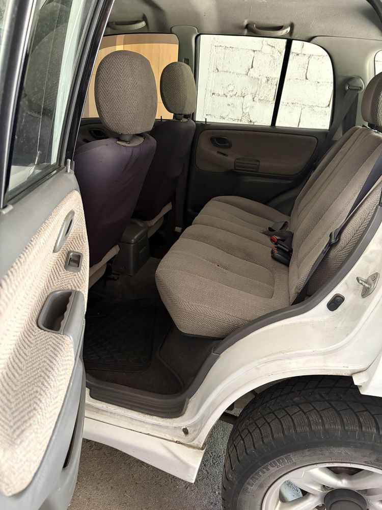 Suzuki Grand Vitara 2.0