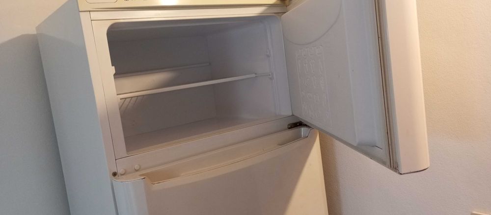 Vendo frigorífico INDESIT