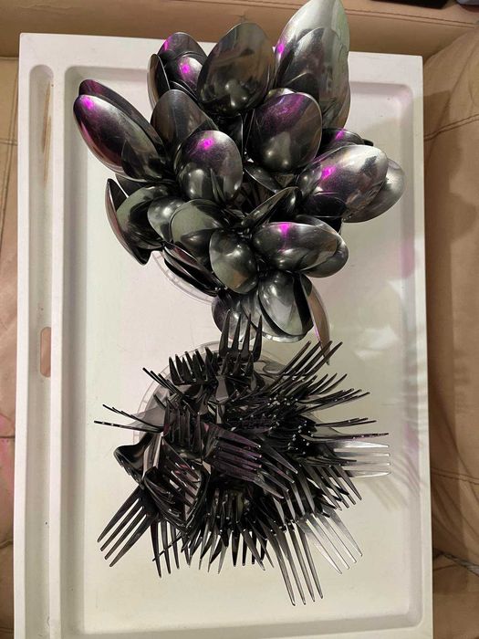 Столові прилади ложки вилки ножі мельхіорові срібні