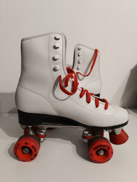 Wrotki z metalowym wzmocnieniem 39