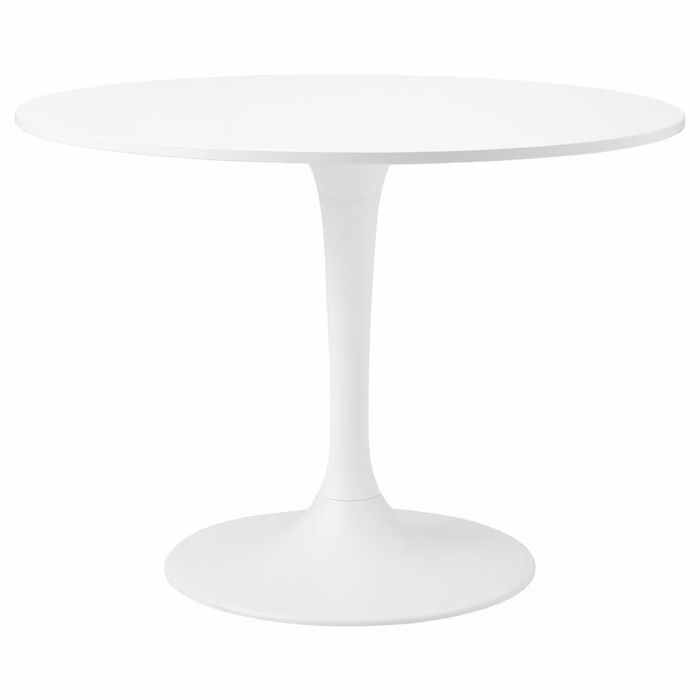 Mesa redonda de Jantar