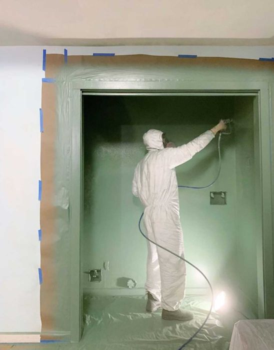 Malowanie Natryskowe ścian i sufitów – Szybko i Idealnie Równo