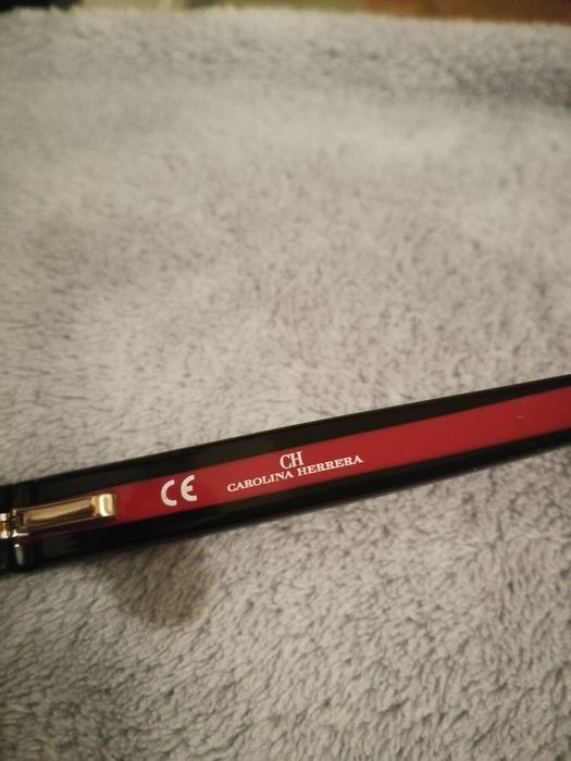 Armação de Óculos Carolina Herrera
faça a 1