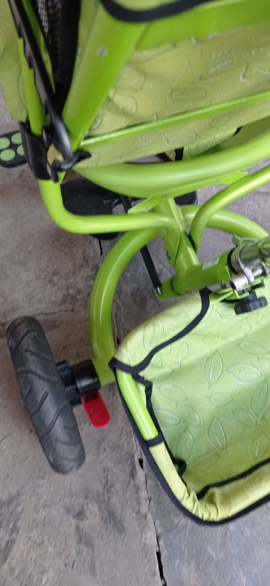 Дитячий велосипед у м. Хусті