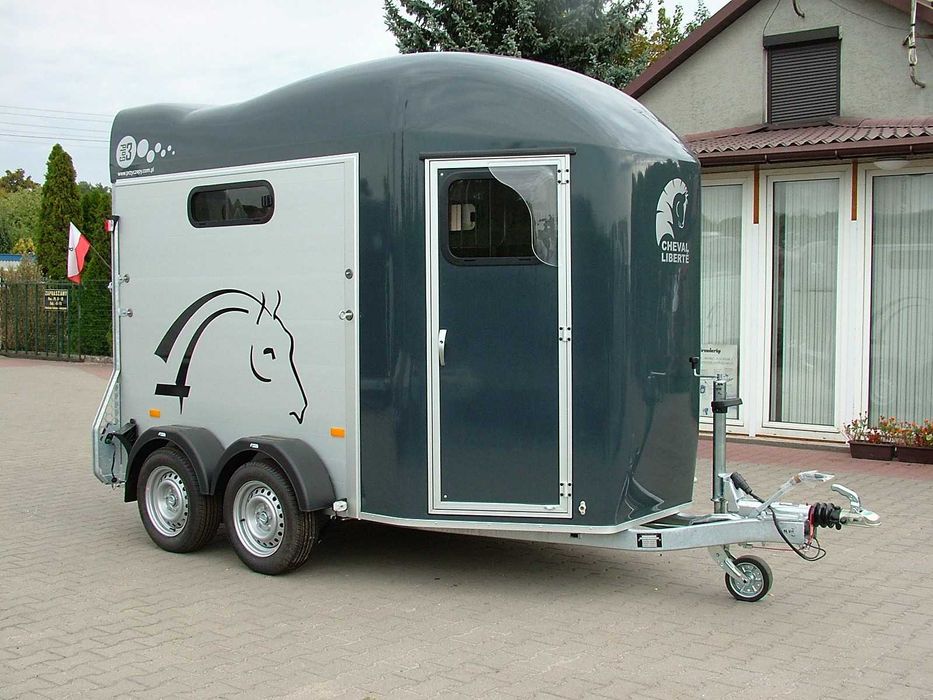Przyczepa dla koni dwukonna ALUMINIOWA Cheval Liberte Debon