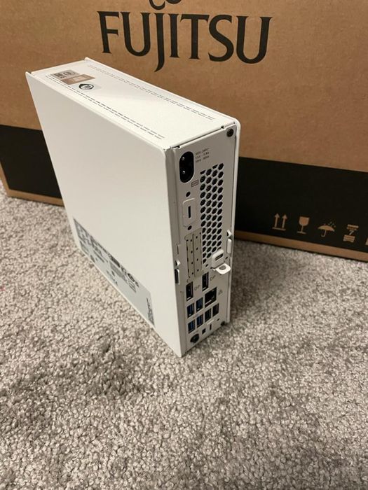 Nowy Mini Komputer Fujitsu Esprimo Q7010